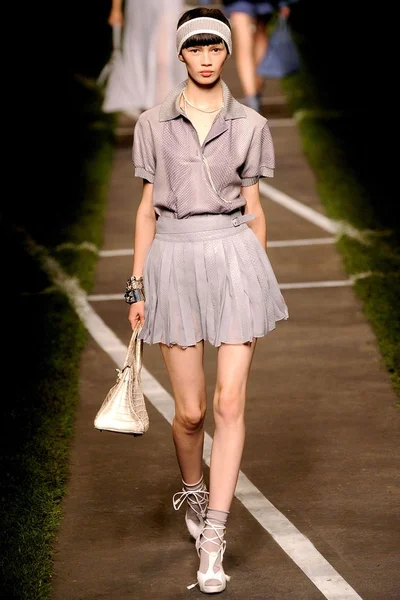 Look 35